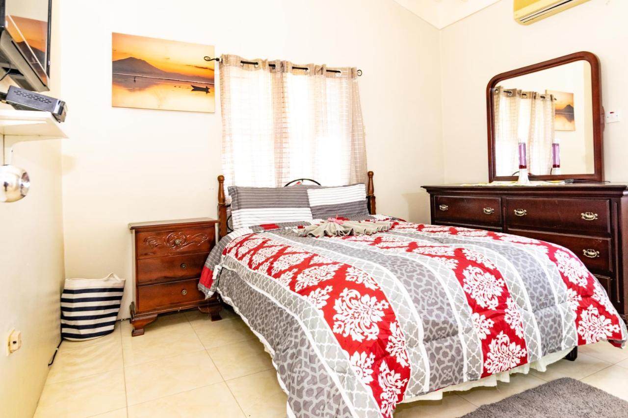Ocho Rios Emerald 2 Bed 10 Mins Ocho Rios 24Hrs Hot Water Wi Fi Zewnętrze zdjęcie